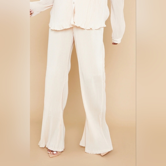 PrettyLittleThing Pants - PrettyLittleThing PLT Pants 8 Cream Plisse High Waist Semi-sheer Wide Leg New